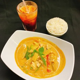 Red Curry / แกงแดง