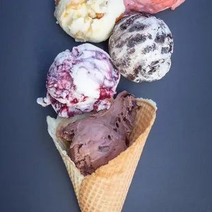 Iscreamery is all natual. All local. All delicious.