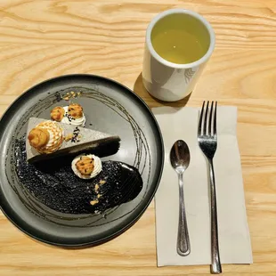 Black sesame rice cake