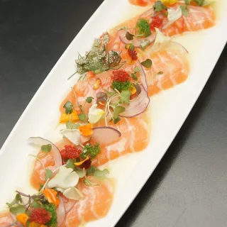 Salmon carpaccio