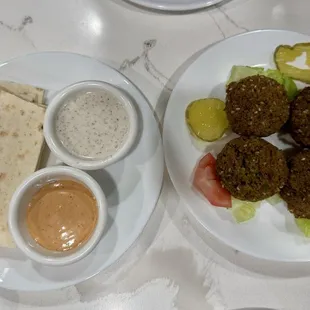 Falafel plate