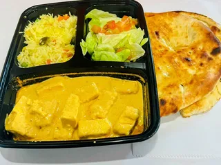 Chaats And Currys