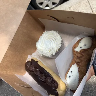 Italian Cream Filled Eclair