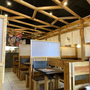 sushi and sashimi, interior