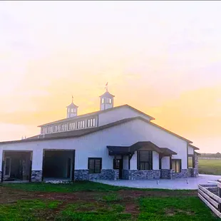 New full-service restaurant, coming VERY soon!