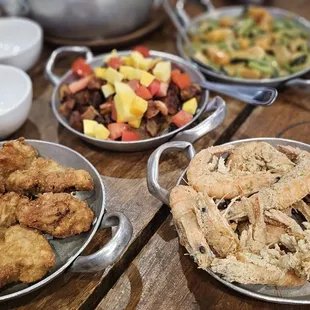 fried chicken wings, chicken wings and fried chicken, food, chicken wings, fried chicken, bbq chicken, chicken, poultry, bbq wings