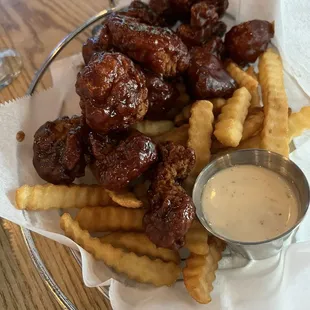 Boneless wings and fries- 1 lb