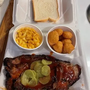 Brisket, mac n cheese &amp; corn nuggets