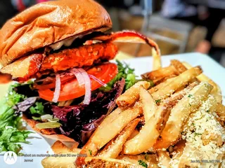 Stinger Ray's Tropical Bar & Grill