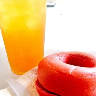 Iced Calamansi-Green Tea and a Strawberry Bagel