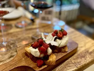 Island Vintage Wine Bar