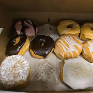 donuts, food, dough desserts