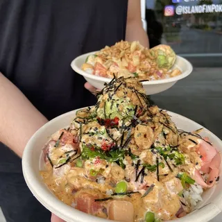 Spicy Tuna Poke Bowl*