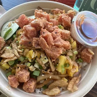 Spicy Tuna Poke Bowl*
