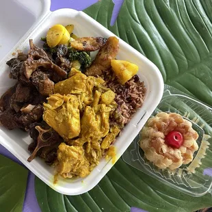 Curry chicken and oxtail