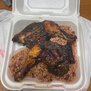 Dry jerk chicken w/peas and light beef gravy