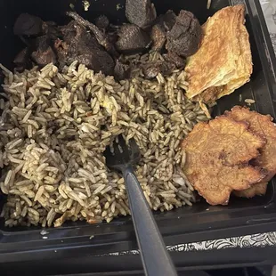 Du Riz DJon Djon, Banan Peze, Tasso Kabrit, Pate Boeuf