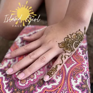 Henna Hand
