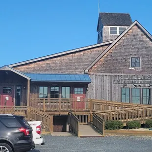 Island House Restaurant and Marina