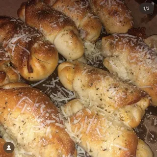 Pepperoni Rolls