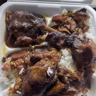 Chicken stew with white rice
