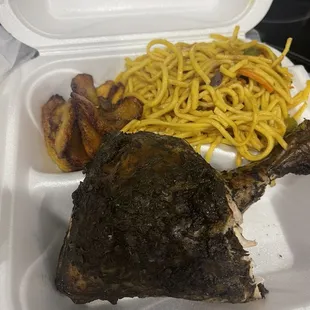 Jerk chicken with chowmein