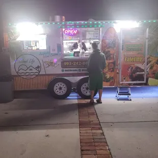 Island life cuisine
