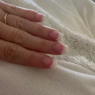 French set with pink/white fill