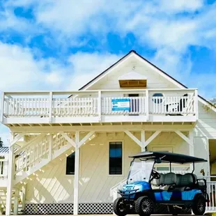@Portaescapes ... book a vacation rental with Port A Escapes, get an Island Outfitters golf cart!