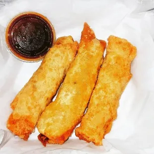 Jerk Chicken eggs rolls