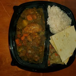 Curry chicken plate