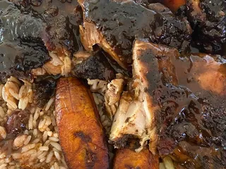 Larrells Tropical Quizine