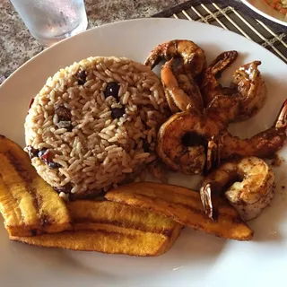 Butterfly Jerk Shrimp with Salad