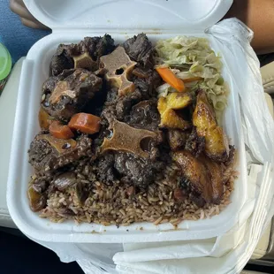 Large Oxtail Entree $20.99+tax