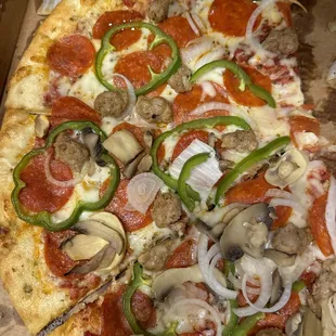 Supreme (1/2 w/o mushrooms; which we had requested; not a mistake!)