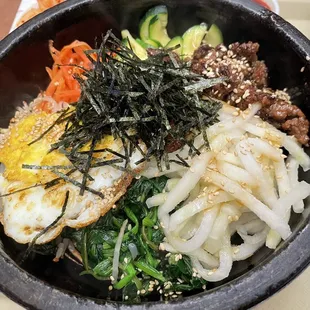 food, ramen and noodles