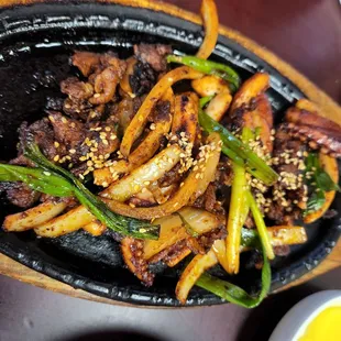 Spicy squid with pork