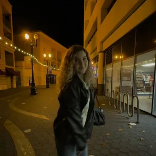 Lauren H.