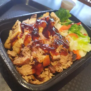 Beef n Chicken no rice all veggies combo