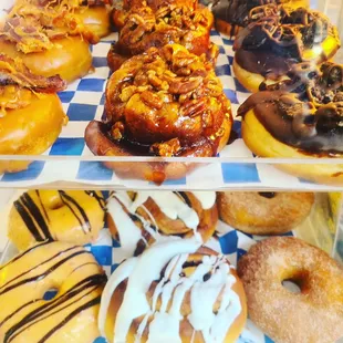 Saturday &amp; Sunday Exclusive! Donuts, Cinnamon Rolls, and Pecan Sticky Buns