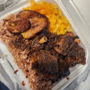 Oxtail, Rice &amp; Peas, Macaroni Pie, Plantain