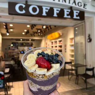 Traditional acai bowl  IG @AmyNsEats