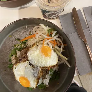 Sukiyaki Beef and Garlic Rice