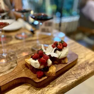 Burrata toast