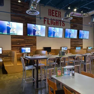bar and dining area