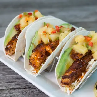 Maui Wowwie Mahi Tacos Duo