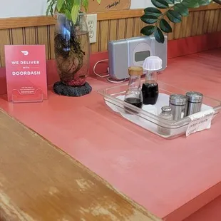 sushi and sashimi, interior