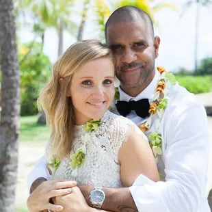 Kahala Beach Wedding Photo Session