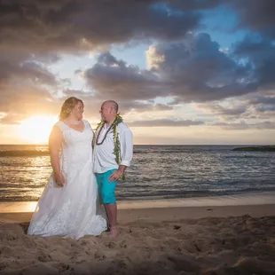 Paradise Cove Beach Wedding at Sunset