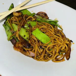 ramen and noodles, noodle dish, noodles, noodle soup, food, ramen